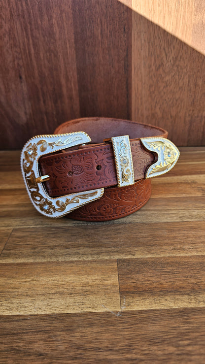 White 3 piece buckle Embossed Floral belt