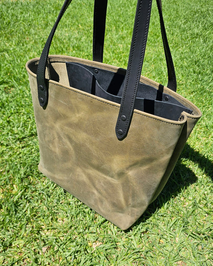 Tote bag