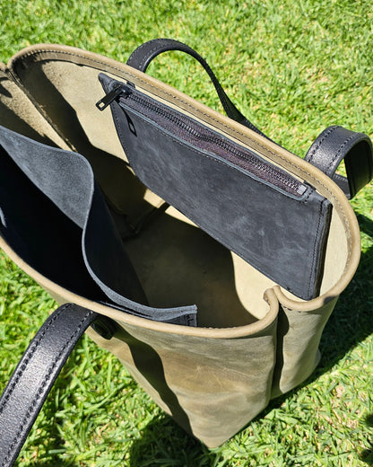 Tote bag