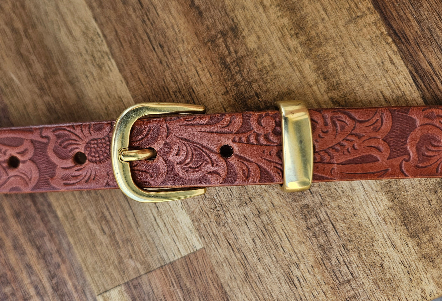 Marlie Floral embossed belt