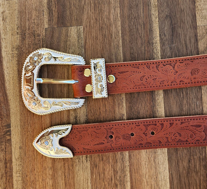 White 3 piece buckle Embossed Floral belt
