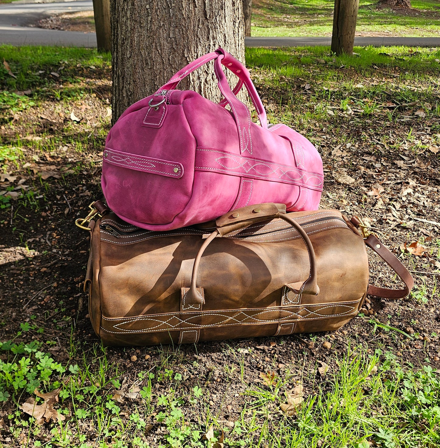 Gunslinger Duffle Bag in Pink Crazy horse